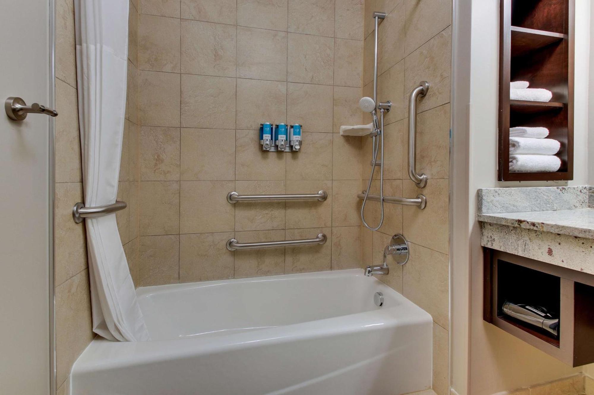 Drury Inn & Suites Columbus Polaris Eksteriør billede